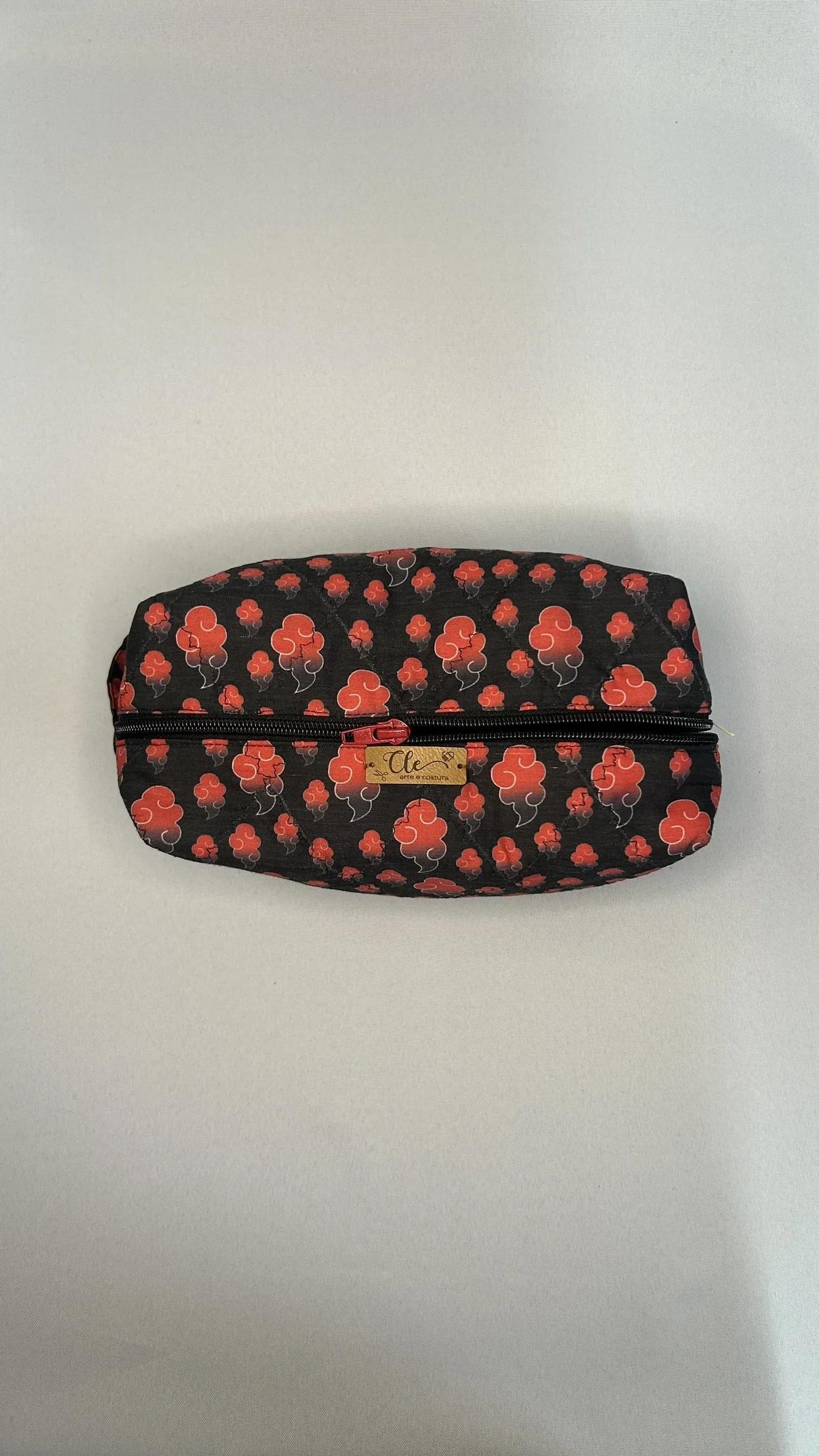 NECESSAIRE